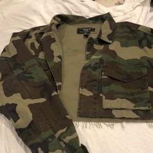 cropped camo jacket